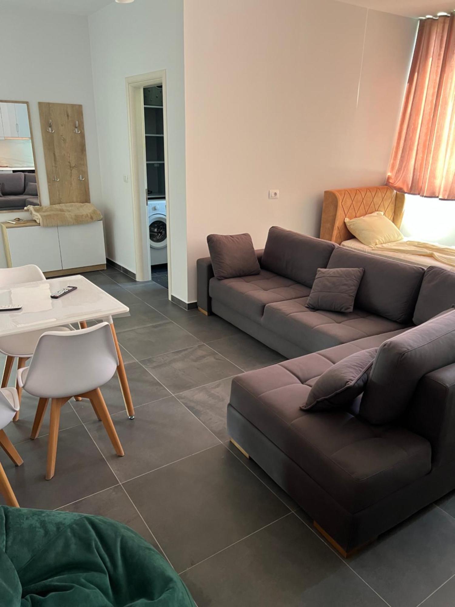 Deda Apartments ซารานเดอ ภายนอก รูปภาพ